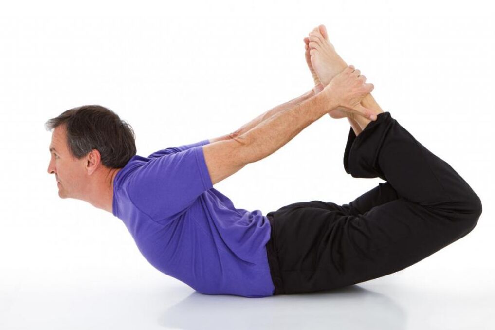 Asana del yoga con prostatitis